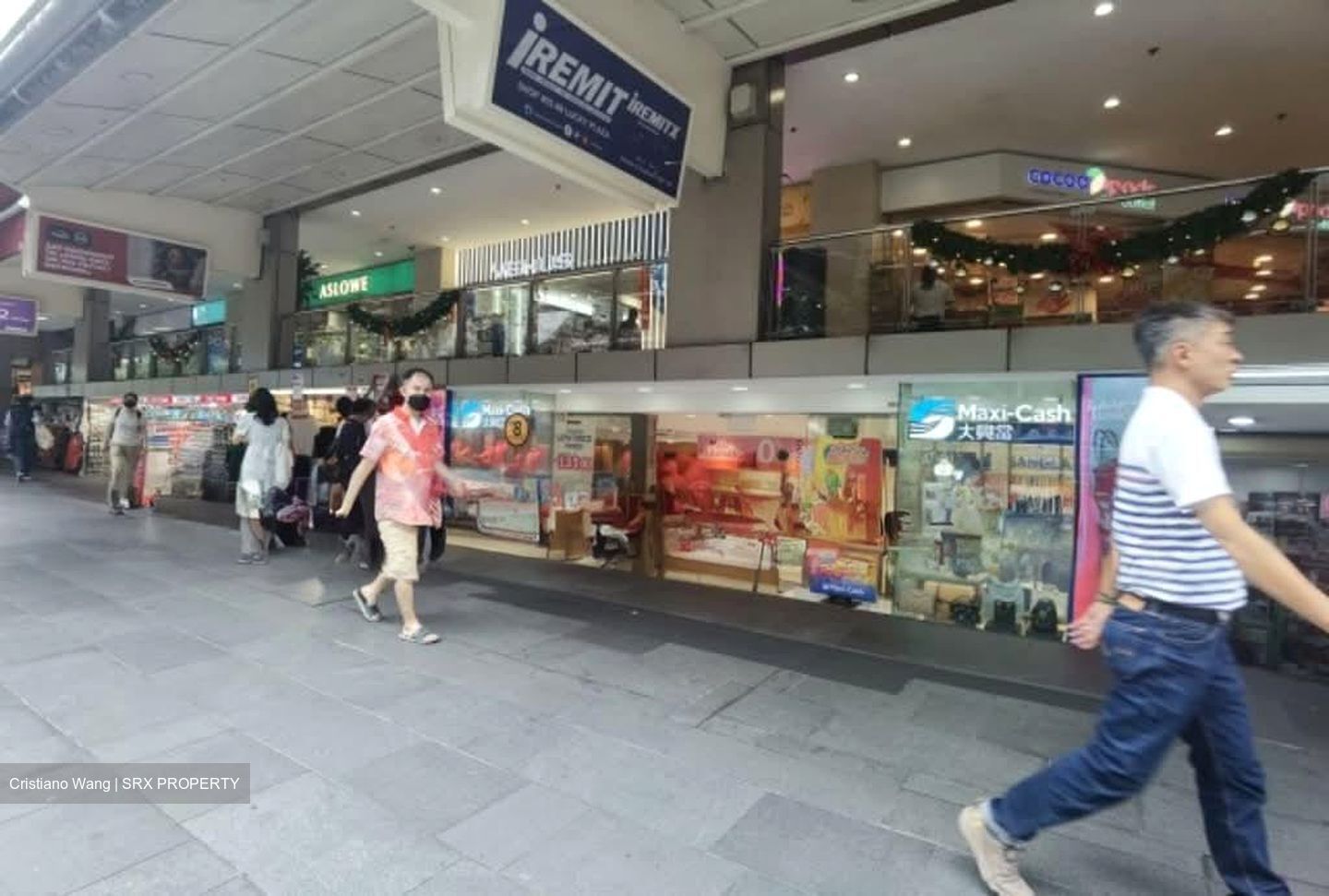 Lucky Plaza (D9), Retail #583279741
